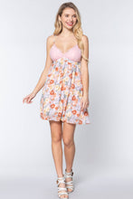 Load image into Gallery viewer, V-neck Open Back Floral Mini Dress
